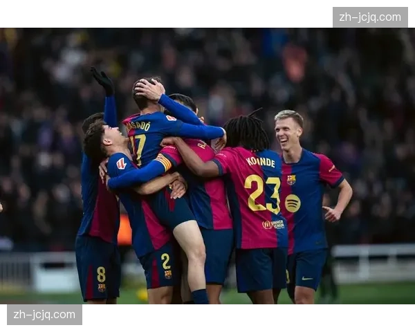 巴萨后防赫拉德马丁红牌停赛 防线轮换需要重新调整 巴萨后防赫拉德马丁红牌停赛 防线轮换需要重新调整